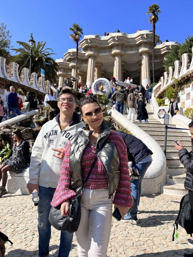 Экскурсия :Шедевры Гауди: Саграда Фамилия, Casa Batlló и Casa Milà - Фото 2